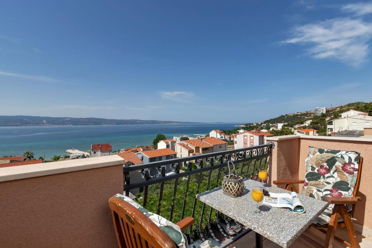 Apartments And Rooms With Parking Space Duce, Omis - 10303 Bagian luar foto