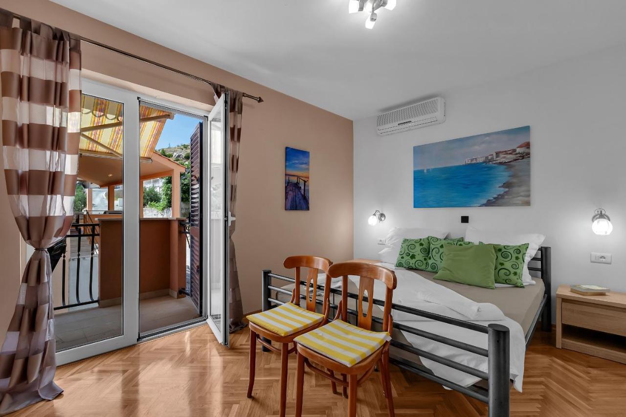 Apartments And Rooms With Parking Space Duce, Omis - 10303 Bagian luar foto