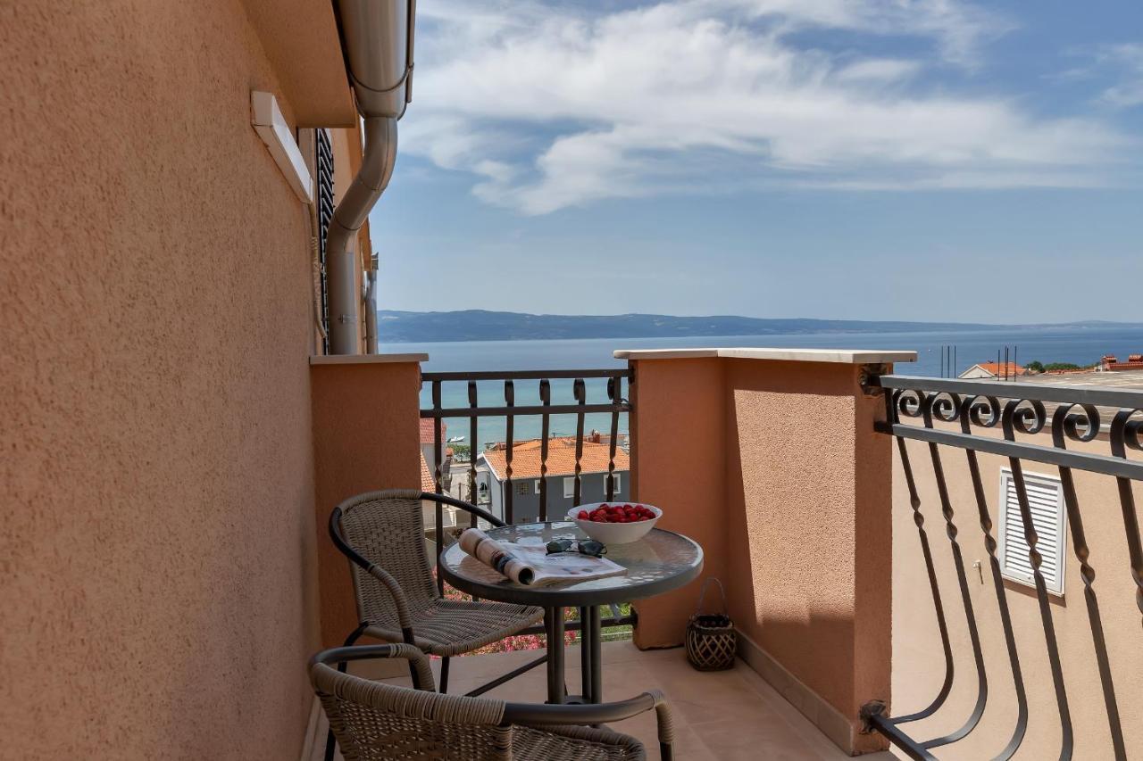 Apartments And Rooms With Parking Space Duce, Omis - 10303 Bagian luar foto