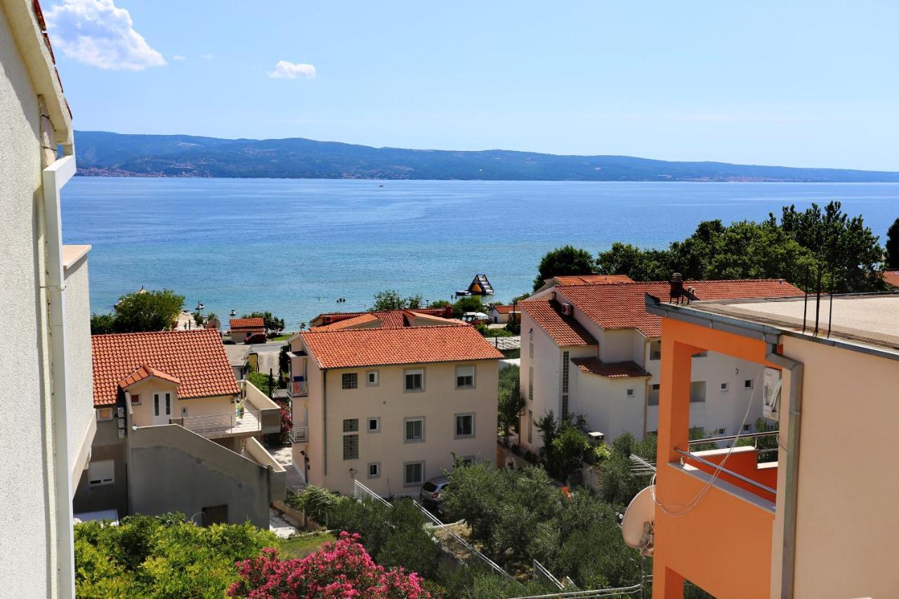 Apartments And Rooms With Parking Space Duce, Omis - 10303 Bagian luar foto
