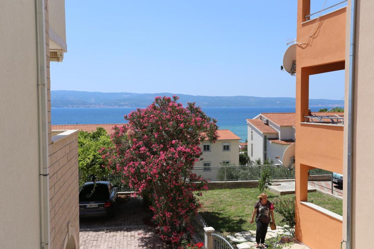 Apartments And Rooms With Parking Space Duce, Omis - 10303 Bagian luar foto