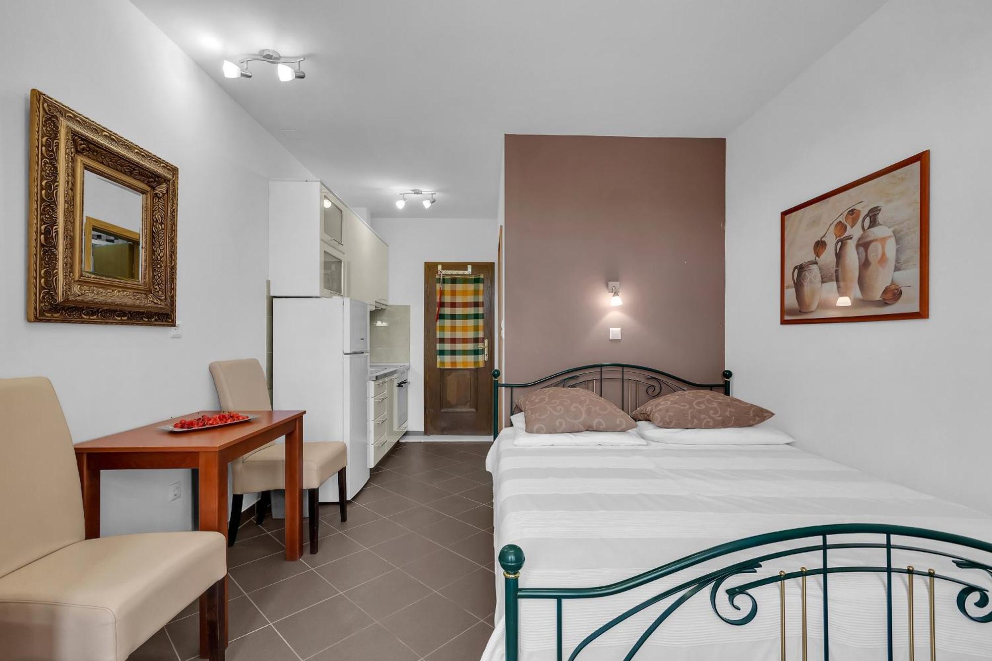 Apartments And Rooms With Parking Space Duce, Omis - 10303 Ruang foto