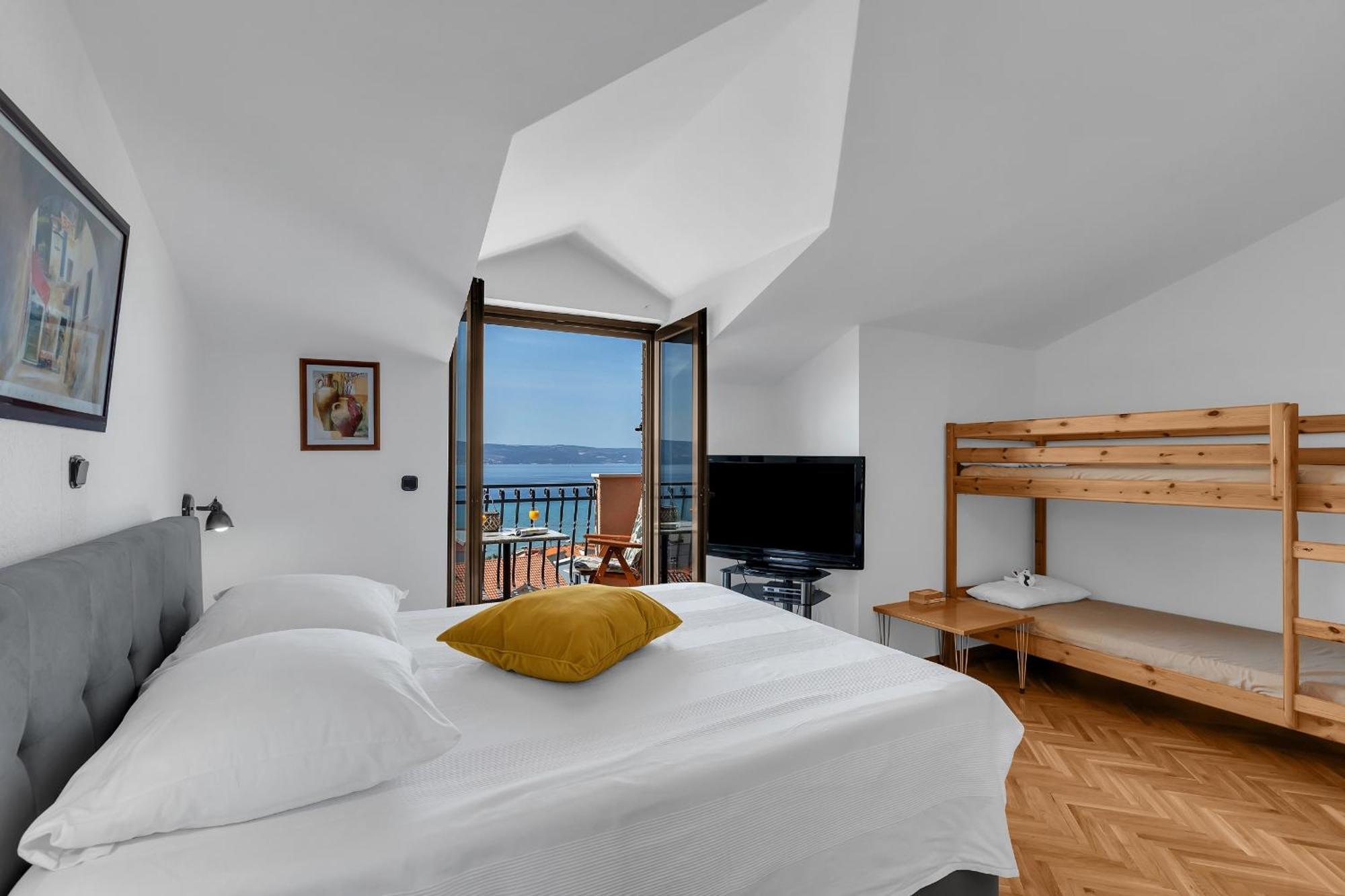 Apartments And Rooms With Parking Space Duce, Omis - 10303 Ruang foto