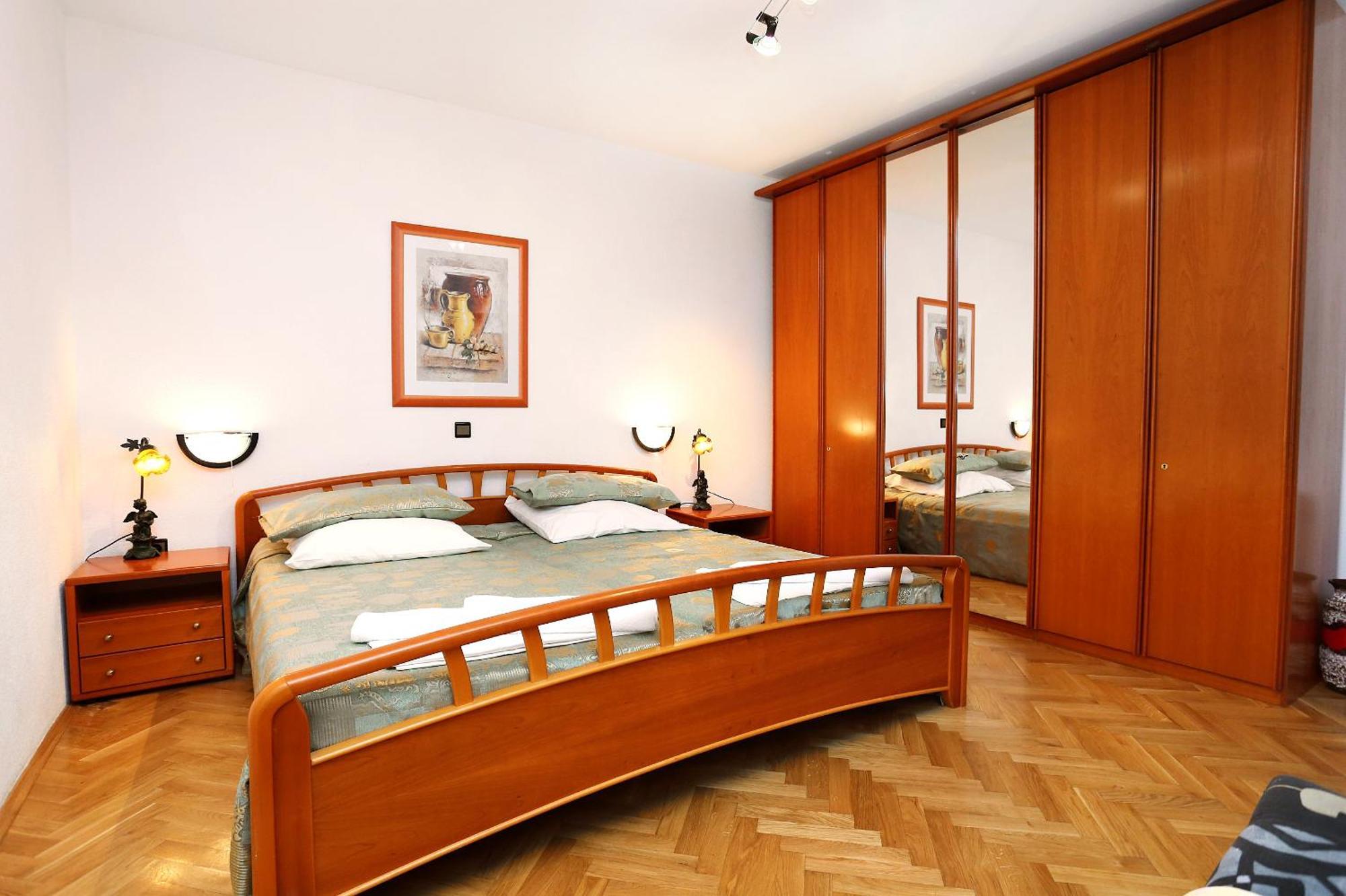 Apartments And Rooms With Parking Space Duce, Omis - 10303 Ruang foto