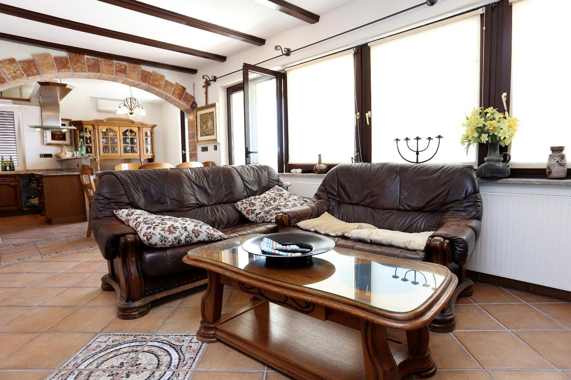 Apartments And Rooms With Parking Space Duce, Omis - 10303 Ruang foto