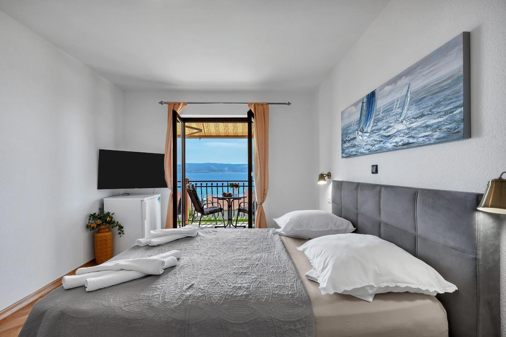 Apartments And Rooms With Parking Space Duce, Omis - 10303 Ruang foto